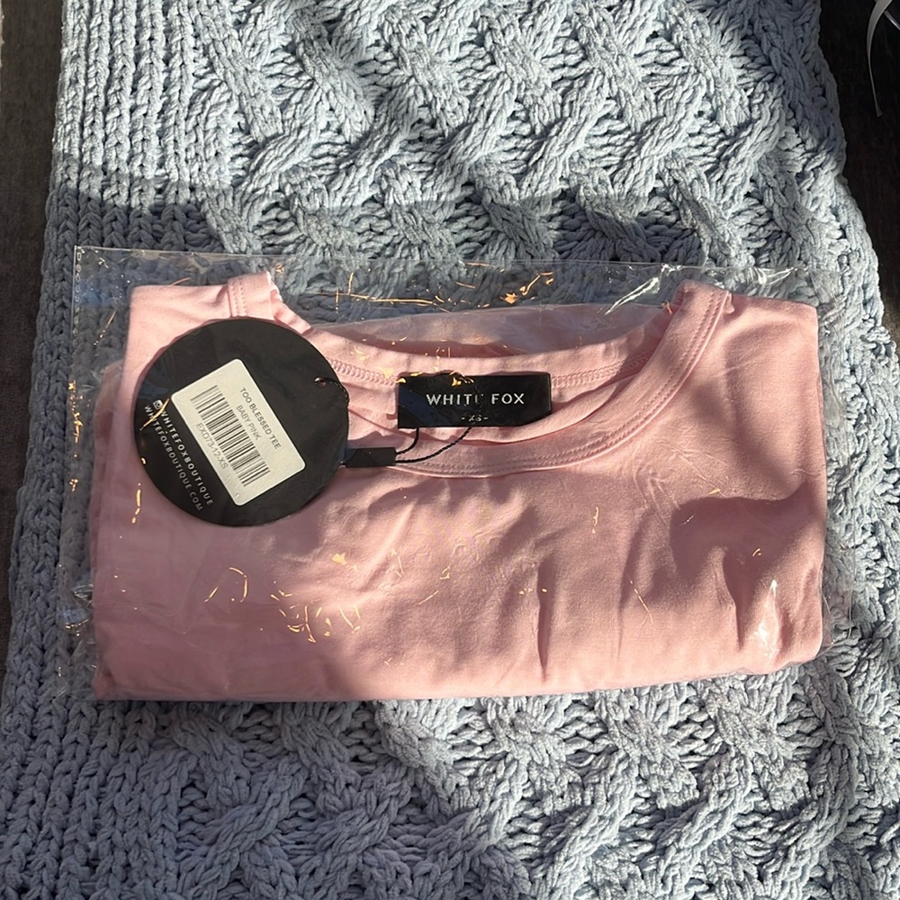 NWT White Fox too blessed tee, Baby Pink XS